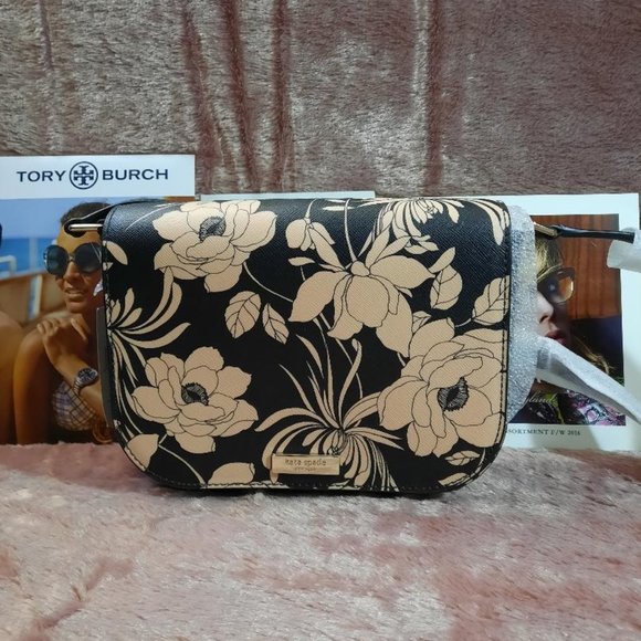 Kate Spade Laurel Way LARGE CARSEN CROSSBODY - Picture 1 of 8